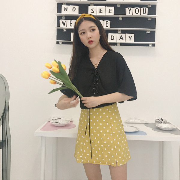 Ежедневна дамска риза с 3/4 ръкав и V-образно деколте с връзки