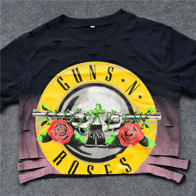 Hit γυναικείο  T-shirt με μια ενδιαφέρουσα εφαρμογή - 5 χρώματα