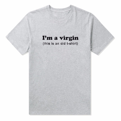 Γυναικεία  T-shirt με κοντά μανίκια και μια ενδιαφέρουσα επιγραφή - 3 χρώματα