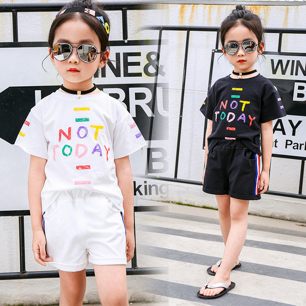 Καθημερινό παιδικό σετ για κορίτσια - μπλουζάκι + σορτς