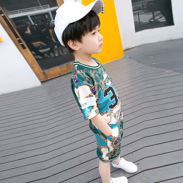 Παιδικό αθλητικό σετ κατάλληλο για καθημερινή ζωή