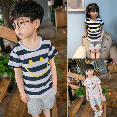 Παιδικό σετ για αγόρια  με ριγέ μπλούζα κατάλληλη για τη καθημερινή ζωή