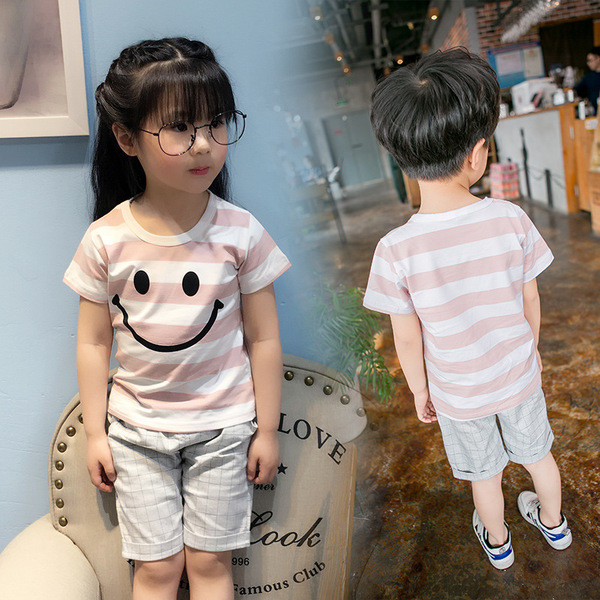 Παιδικό σετ για αγόρια  με ριγέ μπλούζα κατάλληλη για τη καθημερινή ζωή