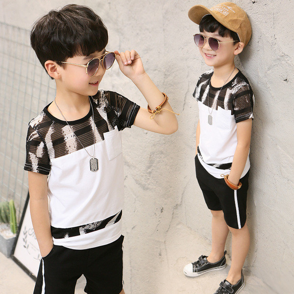 Καθημερινό σετ  για αγόρια σε μαύρο και άσπρο χρώμα