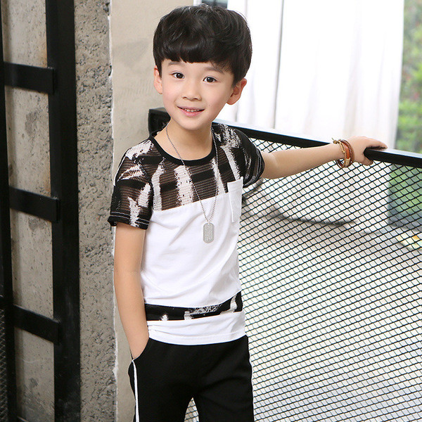 Καθημερινό σετ  για αγόρια σε μαύρο και άσπρο χρώμα