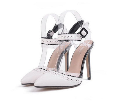 Дамски обувки на висок ток с интересна закопчалка около глезена