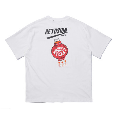 Мъжка тениска в бял и черен цвят, подходяща за ежедневие