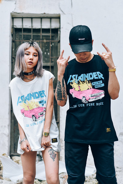 Ευέλικτο φαρδύ αμάνικο - πολύ κομψό, σε λευκό και μαύρο χρώμα