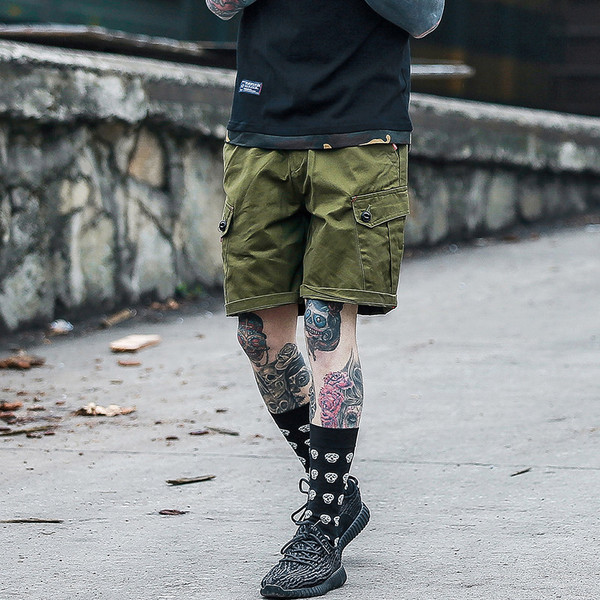 Стилни къси панталони за мъже с джобове в три цвята