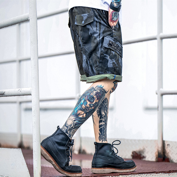 Стилни камуфлажни мъжки къси панталони с джобове