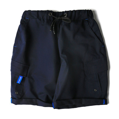 Изчистен модел мъжки къси панталони в два цвята