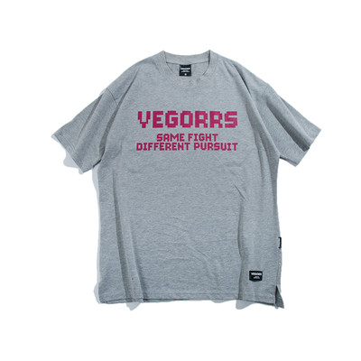 Готина тениска за мъжете с надпис "Game over"