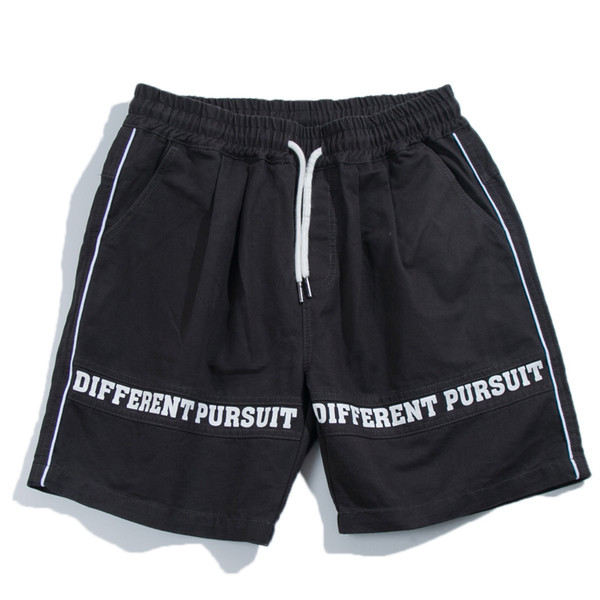 Спортни мъжки шорти в два цвята с надпис