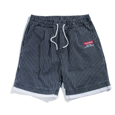Стилни мъжки шорти на райе, подходящи за ежедневие