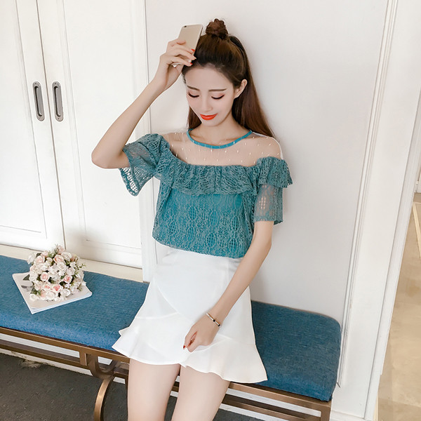 Γυναικείο φόρεμα με βολάν