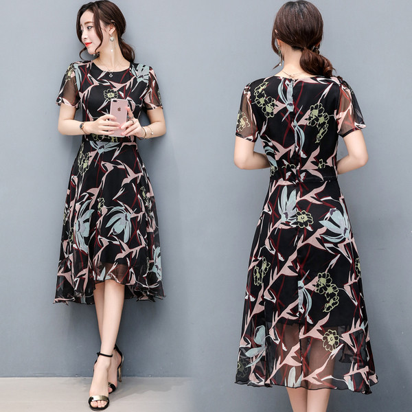 Κομψό φόρεμα σιφόν με σχέδια για την άνοιξη και το καλοκαίρι