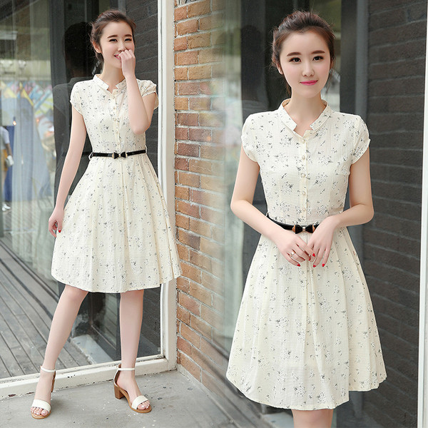 Γυναικεϊο φορεμα με φυτικά μοτίβα σε διάφορα χρώματα