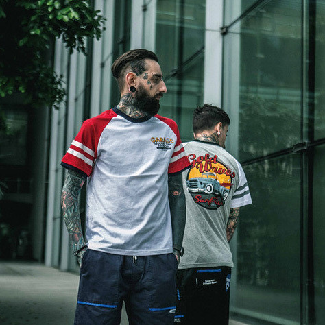 Интересен модел мъжка тениска с изображение на гърба