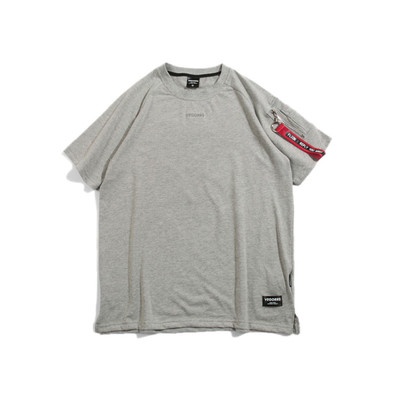 Семпла мъжка тениска с цип на ръкава в три цвята