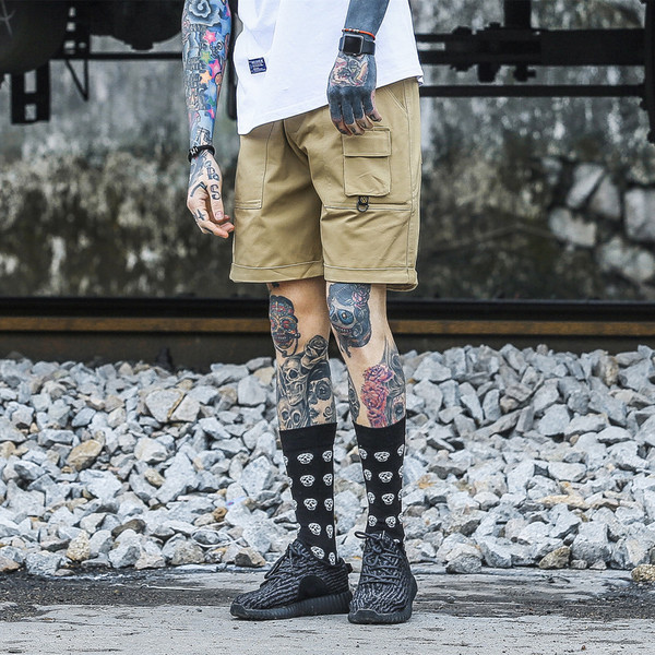 Стилни мъжки къси панталони подходящи за ежедневие в три цвята