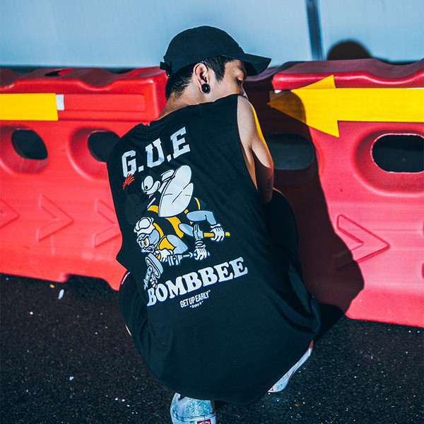 Κομψό ανδρικο αμάνικο