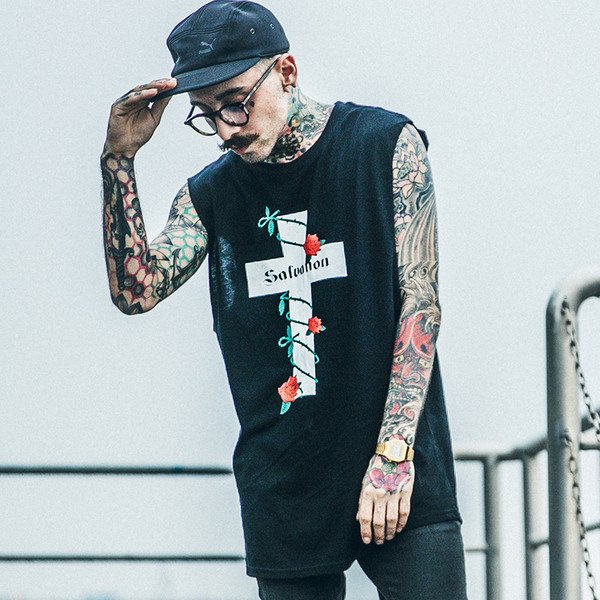 Καθημερινό φανλάκι κατάλληλη για άνδρες και γυναίκες σε μαύρο και άσπρο χρώμα