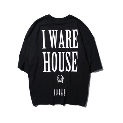 Мъжка тениска с 3/4 ръкав и голям надпис на гърба в три цвята