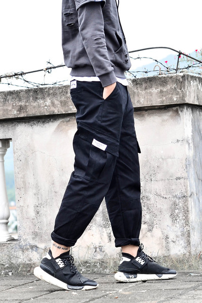 Мъжки панталон, подходящ за ежедневие в два цвята