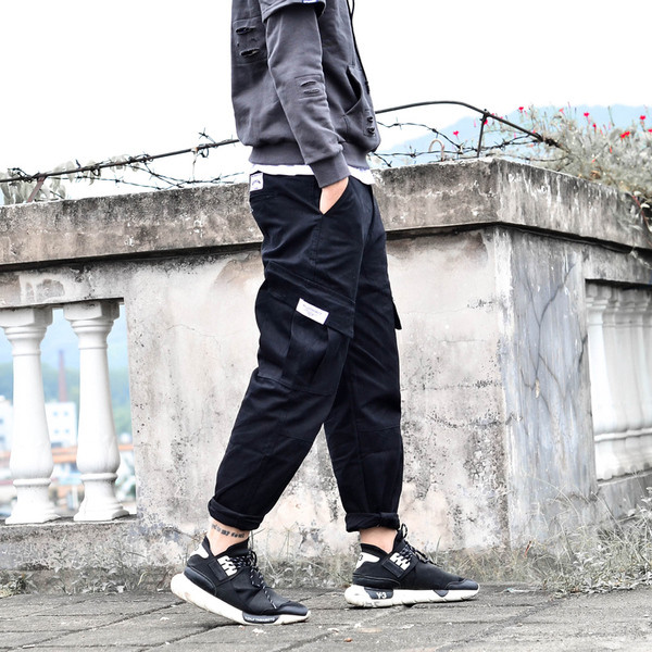 Мъжки панталон, подходящ за ежедневие в два цвята