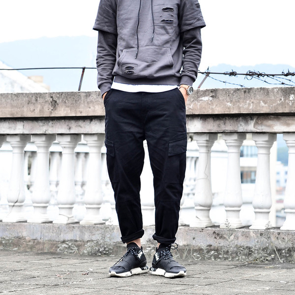 Мъжки панталон, подходящ за ежедневие в два цвята