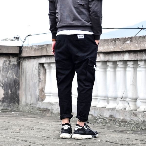 Мъжки панталон, подходящ за ежедневие в два цвята