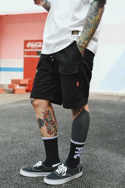 Мъжки шорти в четири цвята с джобове