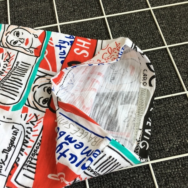 Шарена мъжка тениска с 3/4 ръкави и О-образно деколте