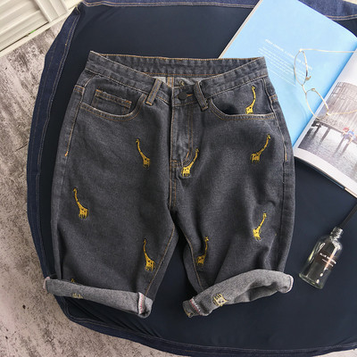 Стилни дънкови къси панталони за мъжете с бродерияя