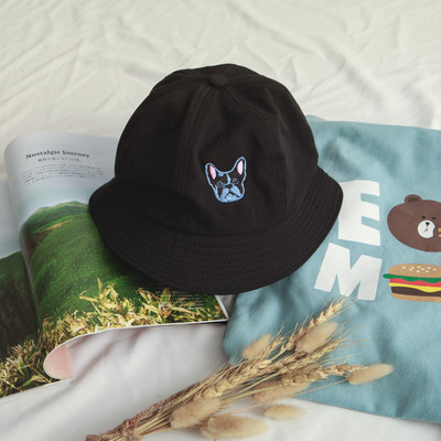 Мъжка шапка идиотка в черен цвят с изображение