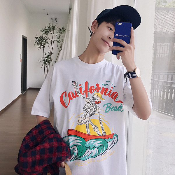 Ежедневна тениска в три цвята с изображение и надписи