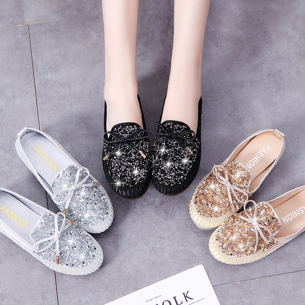 Γυναικεία μοκασίνια  με κορδέλα