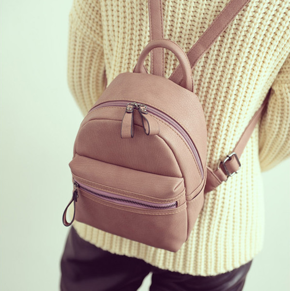 Πολύ απαλό και μικρό γυναικείο σακίδιο με δύο φερμουάρ σε δύο χρώματα