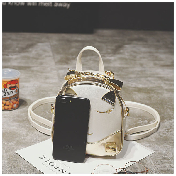 Πολύ χαριτωμένο μίνι σακίδιο με τετράχρωμη διακόσμηση