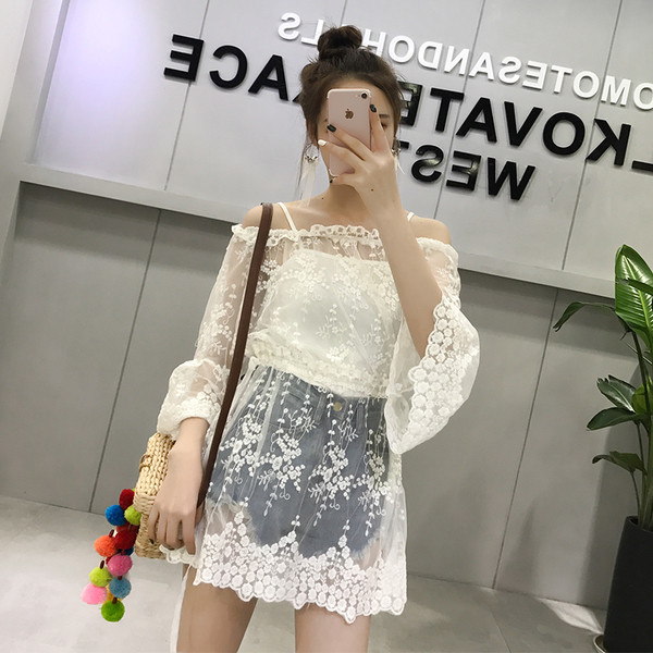 Όμορφη δαντελωτή μακρυά μπλούζα - διαφανή, με φαρδιά μανίκια σε δύο χρώματα