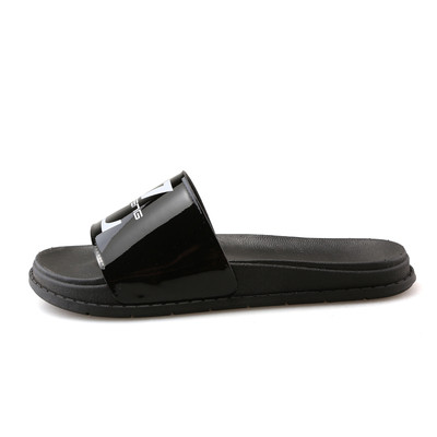 Стилни мъжки лъскави чехли в три цвята