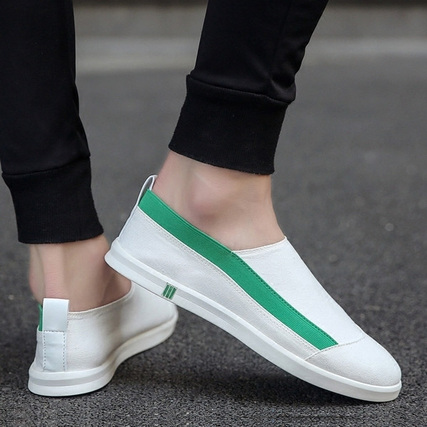 Καθαρό  μοντέλο ανδρικά μοκασίνια σε τρία χρώματα