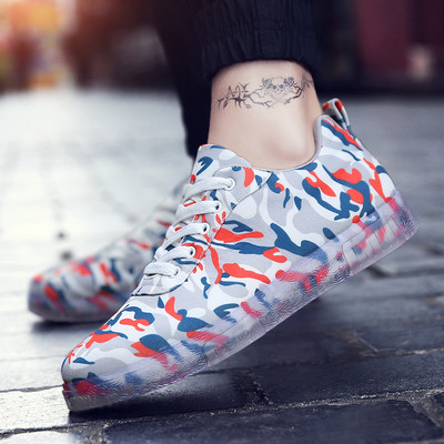 Κομψά ανδρικά πάνινα παπούτσια σε τέσσερα χρώματα - πολύ άνετα