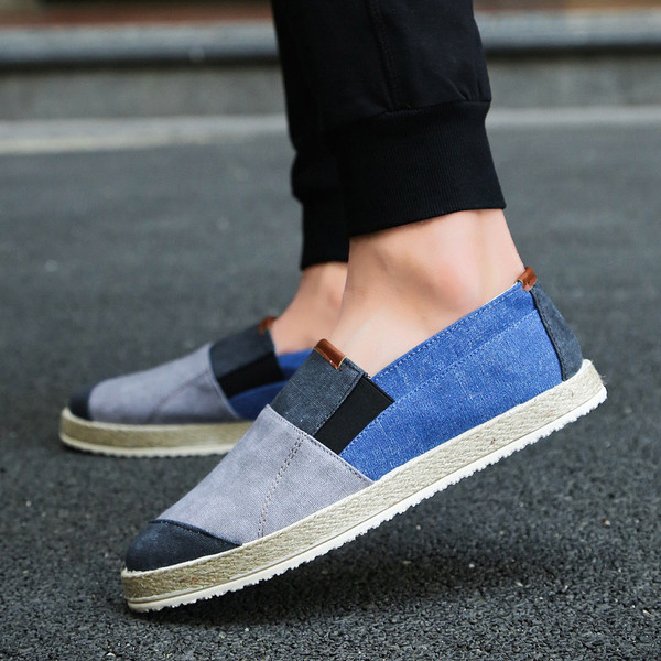 Ανδρικά μοκασίνια με άνετες σόλες