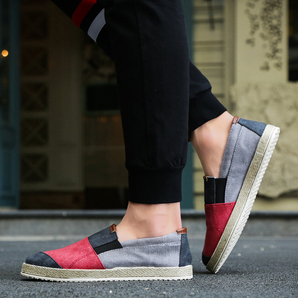 Ανδρικά μοκασίνια με άνετες σόλες