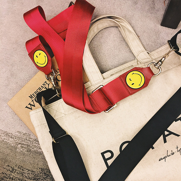 Голяма дамска чанта в няколко цвята с широка презрамка