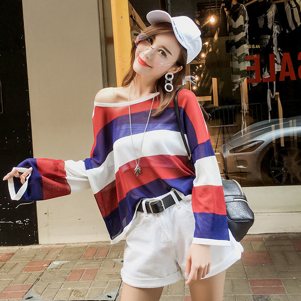 Κομψή γυναικεία  μπλούζα με μακρύ μανίκι σε ευρύ σχέδιο σε δύο χρώματα