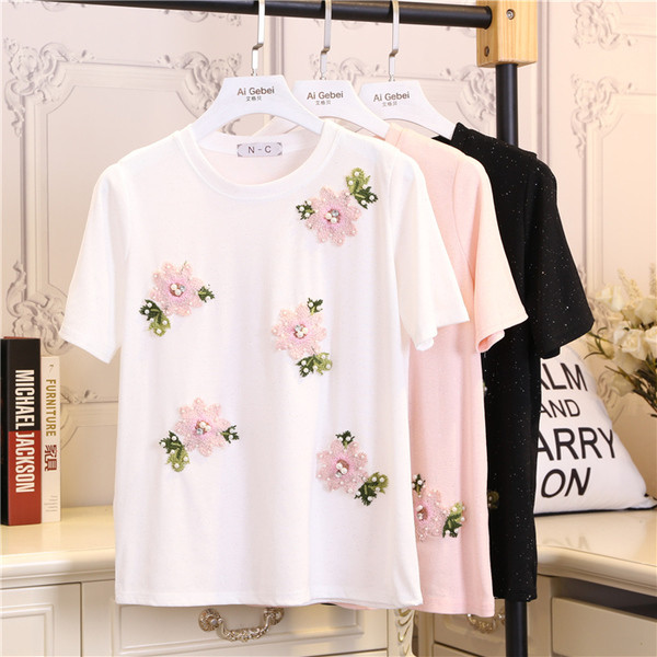 Γυναικεία μπλούζα με διακόσμηση λουλουδιών σε τρία χρώματα