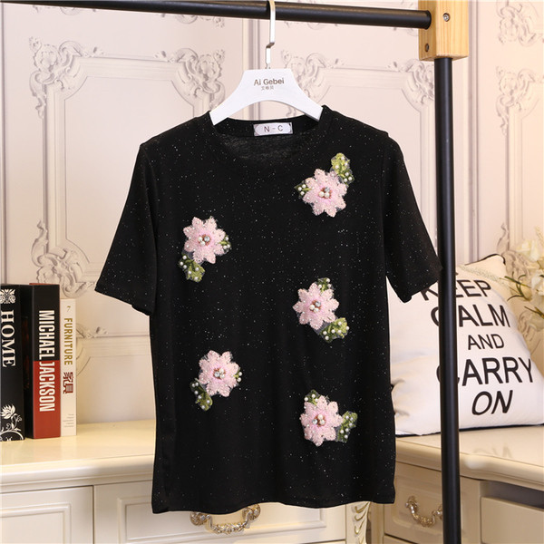 Γυναικεία μπλούζα με διακόσμηση λουλουδιών σε τρία χρώματα