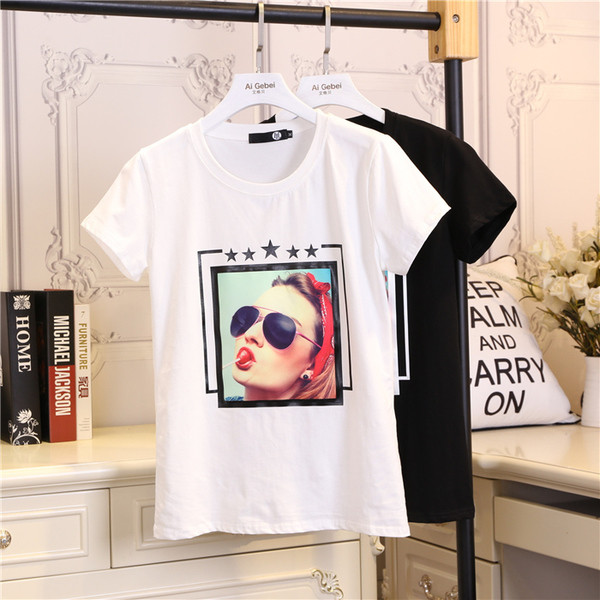 Γυναικεία μπλούζα σε λευκό και μαύρο χρώμα